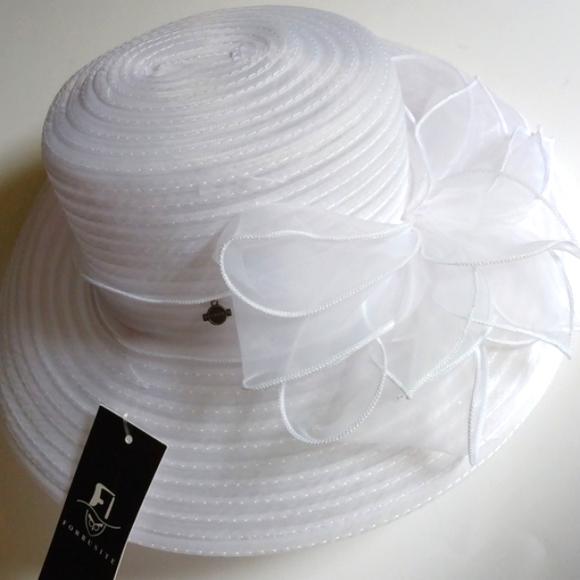 White Organza Hat by Forbusite - Picture 10 of 15